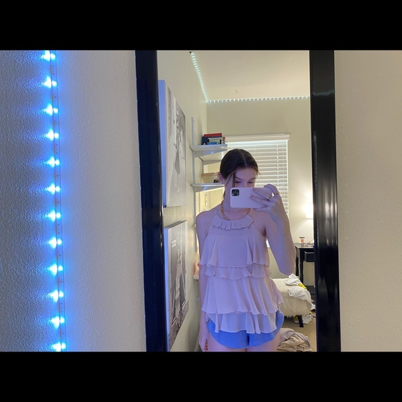 Express Ruffle Tank - Picture 2 of 3